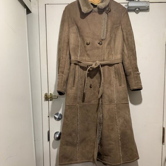 VINTAGE MONTREAL LEATHER GARMENT BELTED SHEARLING SHEEPSKIN COAT SIZE 14 - Picture 4 of 11